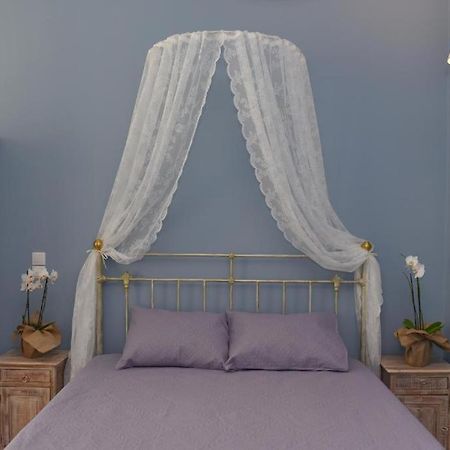 Oisyra Boutique Suites Ερμούπολη Εξωτερικό φωτογραφία