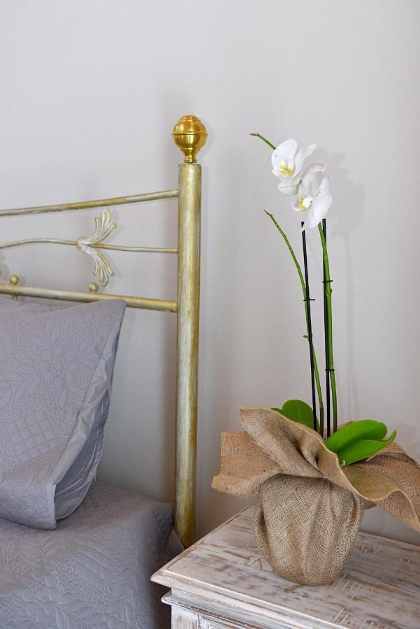 Oisyra Boutique Suites Ερμούπολη Εξωτερικό φωτογραφία