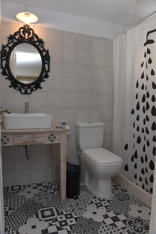 Oisyra Boutique Suites Ερμούπολη Εξωτερικό φωτογραφία